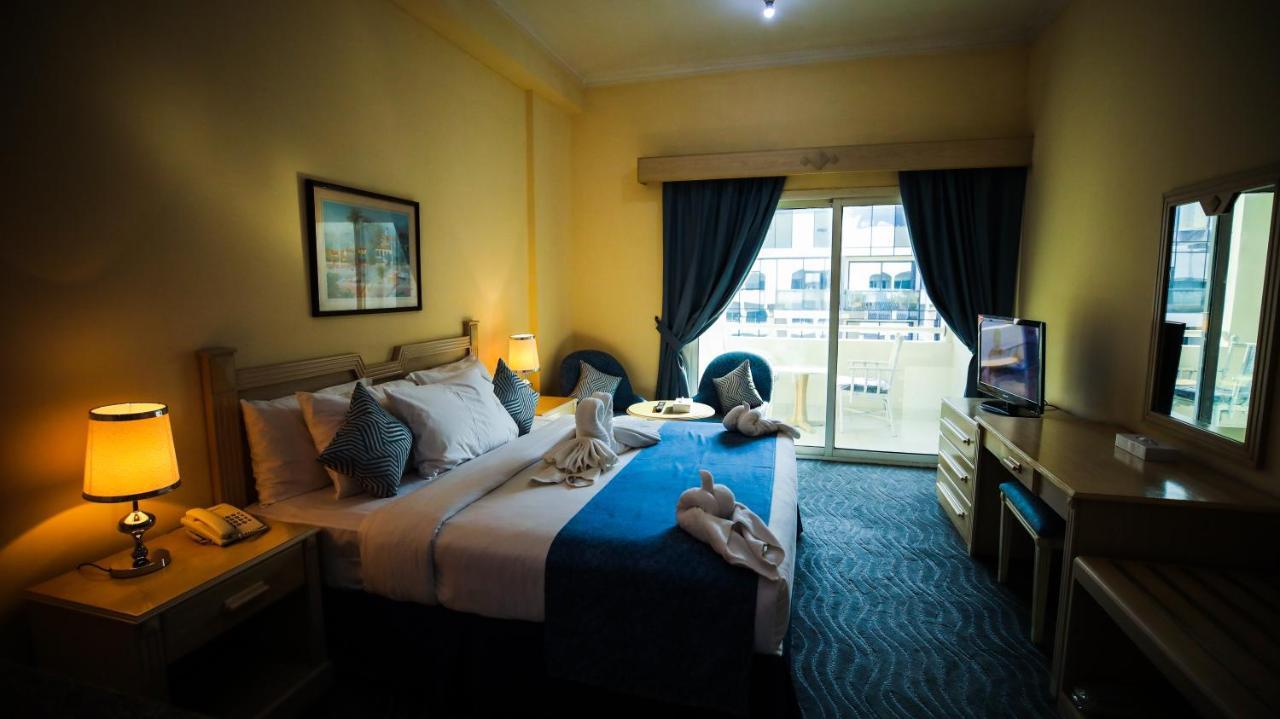 Green House Hotel Suites & Apartment Dubai Exterior photo